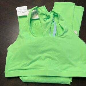 Fabletics Outfit NWT
